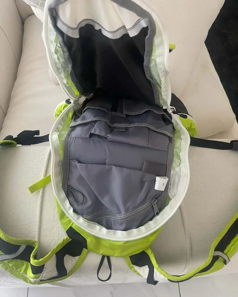 CamelBak Volt 13 LR Hydration Pack Lime Green Charcoal Backpack